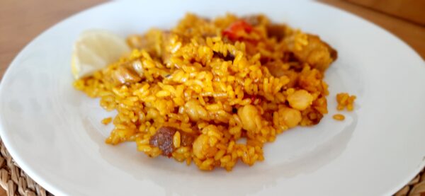 PAELLA DE POLLO Y VERDURAS